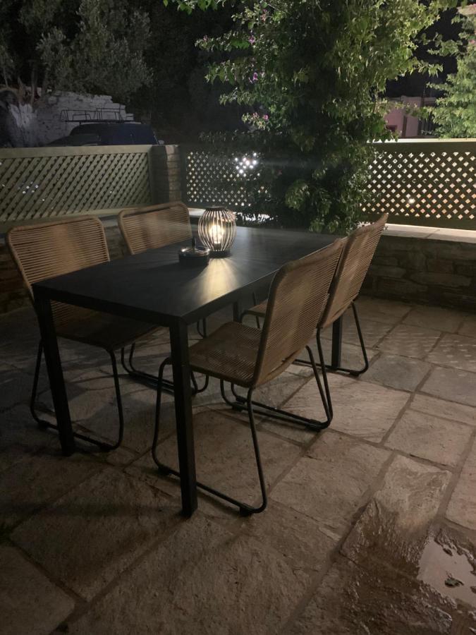 Nysa Residence Ménites Eksteriør billede